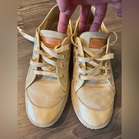 Authentic Louis Vuitton Gold Sneakers. - Picture 6 of 9